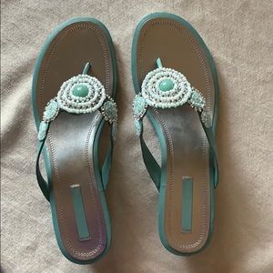 Bandolino pale green dressy sandal